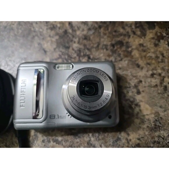 Fujifilm FinePix A850 Compact Digital Camera 8.1MP Silver point And Shoot  PARTS - Picture 4 of 7